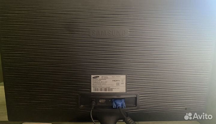 Монитор Samsung