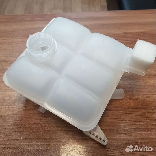 Бачок расширительный Ford Focus 2, Mazda 3