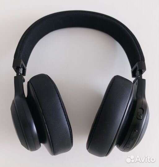 Беспроводные наушники jbl E55BT