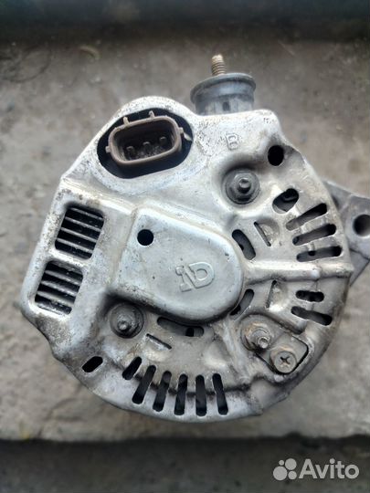 Генератор на toyota vista