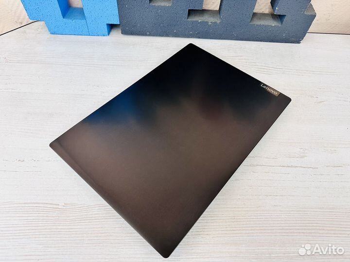 Игровой ноутбук ryzen 5 3500u 8gb ssd