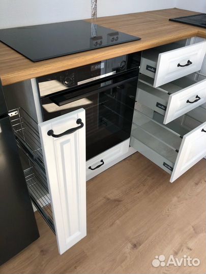 Цена за всю кухню ксп:20887