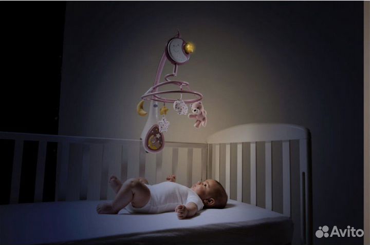 Мобиль на кроватку для новорожденных
