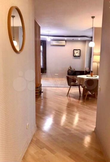 2-к. квартира, 70 м², 4/7 эт.