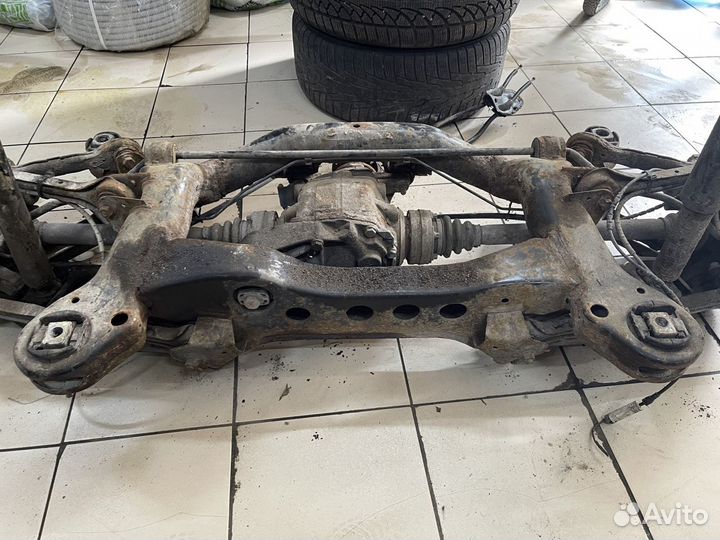 Балка заднего моста подрамник BMW 1 3 E90 E87 E88