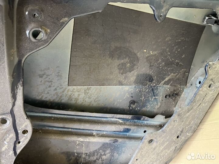 Дверь Фольксваген Гольф 4