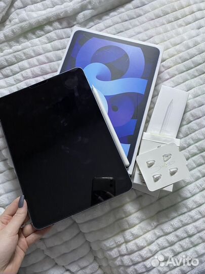 iPad Air 4 го поколения 64 гб (Wifi +sim) + pencil