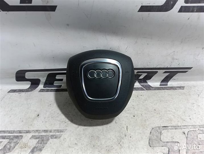 Подушка безопасности в руль Audi A6 C6 3.2 2007