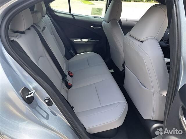 Lexus UX 2.0 CVT, 2023, 10 км