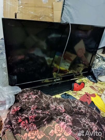 Samsung le32c530f1w не включается