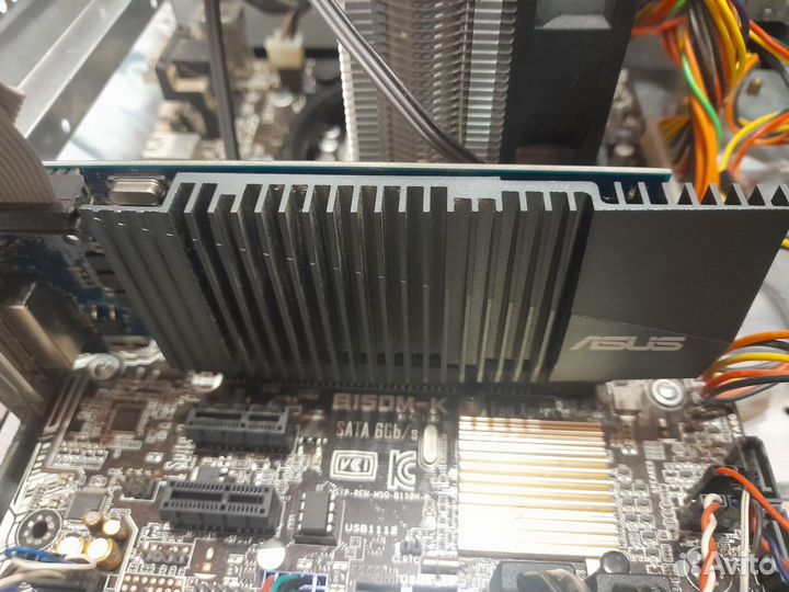 Материнская плата с процессором и памятью + Видео