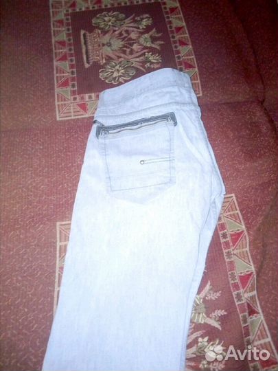 Джинсы