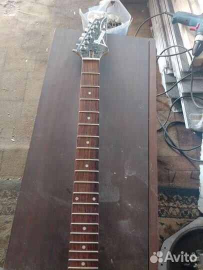 Акустическая гитара