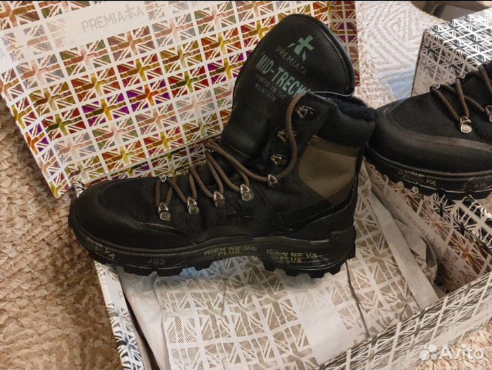 Premiata saint cross treck 42