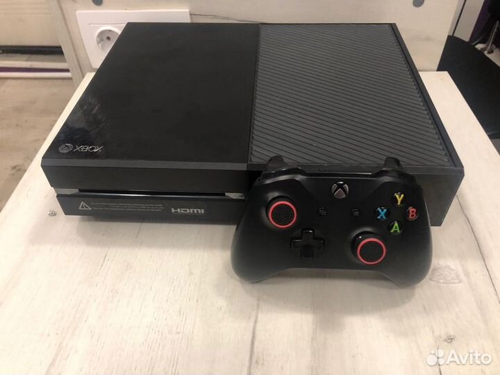X-Box One 500gb+ 4 игры (Fifa 21) Trade-In