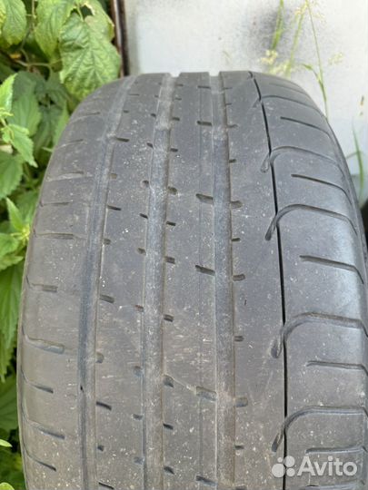 Pirelli P Zero 255/40 R19