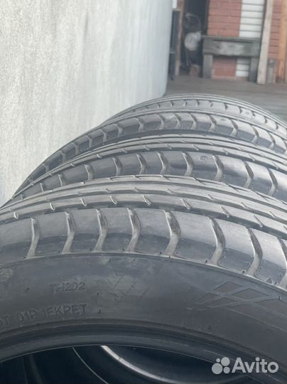 Triangle EffeXSport TH202 265/40 R20 106Y