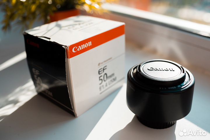 Объектив canon 50mm 1,4