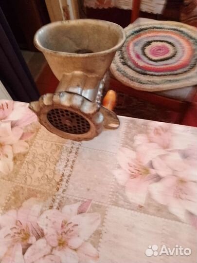 Мясорубка.касли.раритет.чугунная.ручная