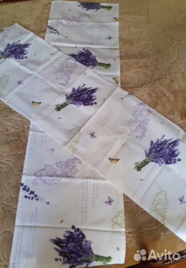 Дорожки, салфетки на стол и клеенка