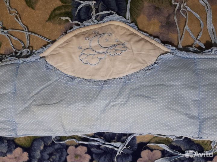 Бортики в детскую кроватку