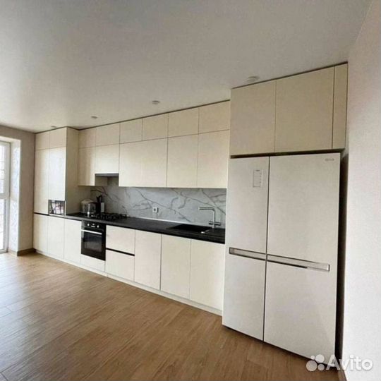 Кухня новая