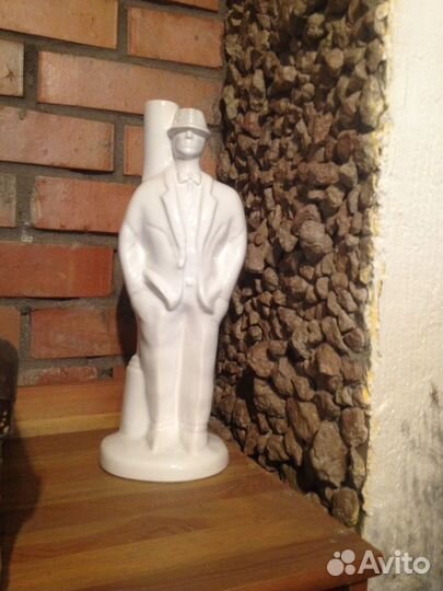 Скульптура интерьерная