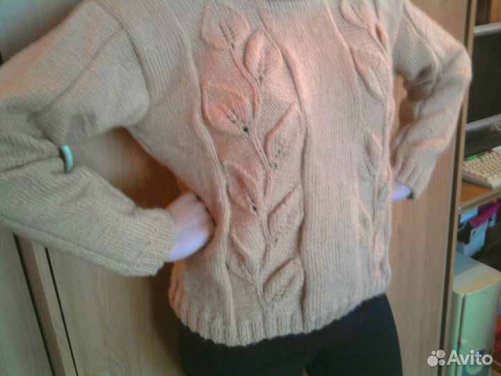 Вяжу на заказ джемперы, шапки, шарфы