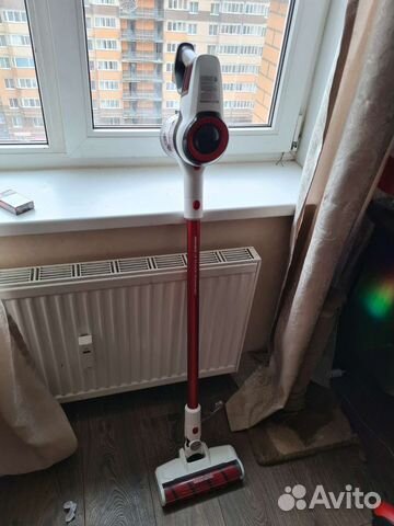 Пылесос Redmond RV UR370