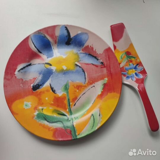 Тарелка сервировочная с лопаткой