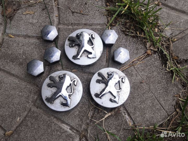 Заглушки на литые диски Peugeot 307