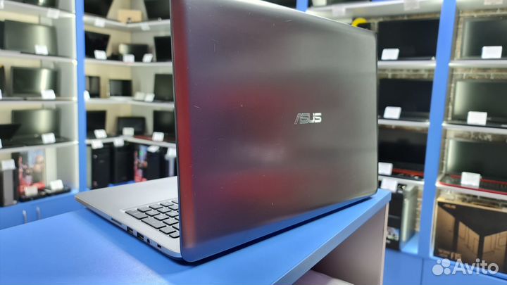 Игровой ноутбук Asus Core i5 GTX 950M 4gb