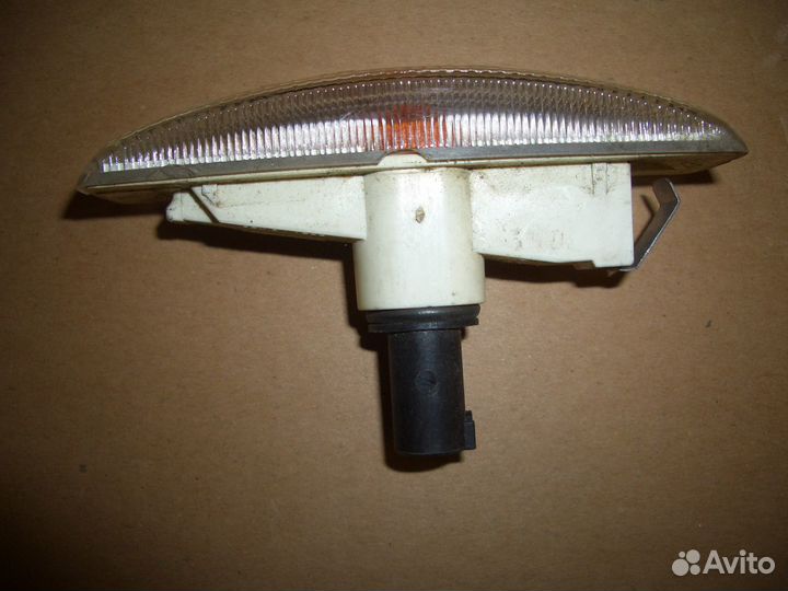 Повторитель поворота Лэнд Ровер Фрилендер с07-14г