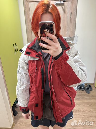 Куртка горнолыжная