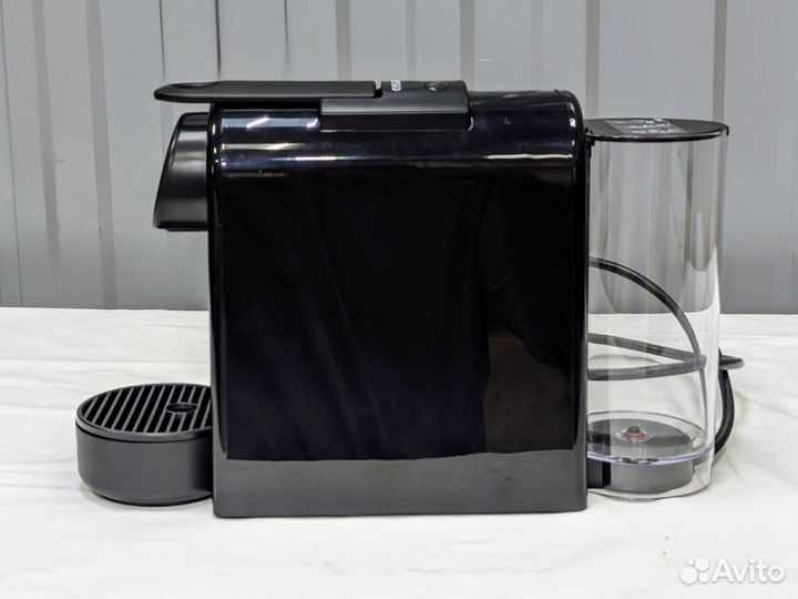 Кофемашина капсульная Delonghi 19 Бар (Новая)