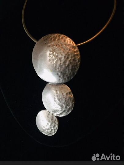 Украшения на шею