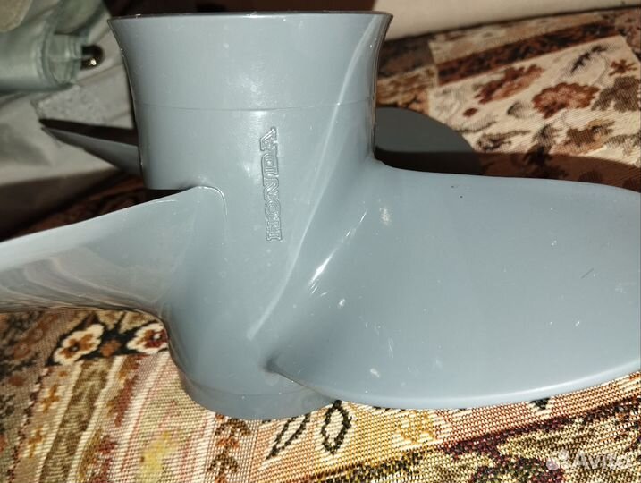 Продам винт на мотор