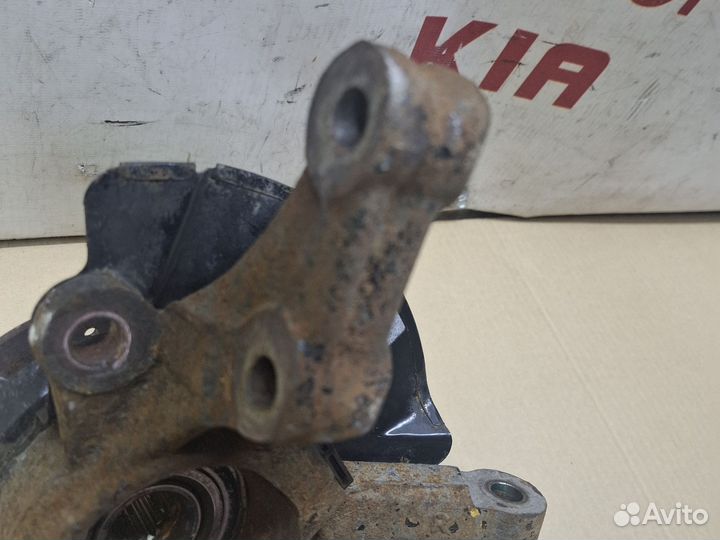 Поворотный кулак левый Kia Picanto 2 TA