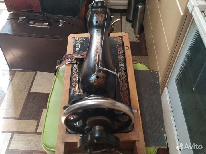 Швейная машина Подольск ручная