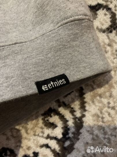 Худи etnies
