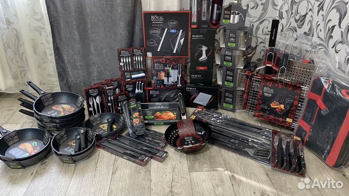 Наклейки и товары Royal Kuchen от Магнит