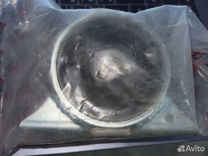 Подушка двигателя задняяMitsubishi Lancer/Mirage