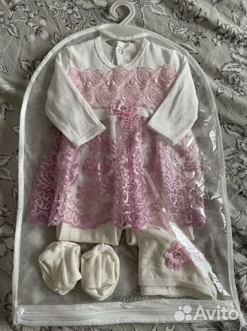 Комплект на выписку для девочки