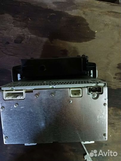 Штатная магнитола для Nissan X-Trail