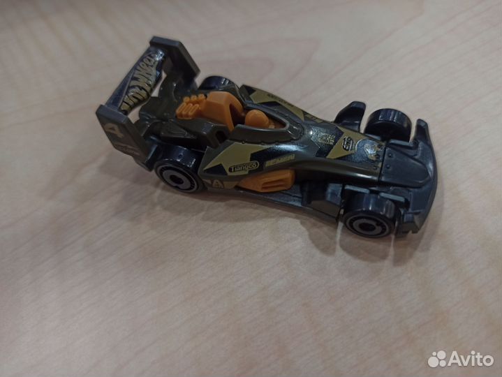 Машинка Hot Wheels формулаодин HW-4-Trac