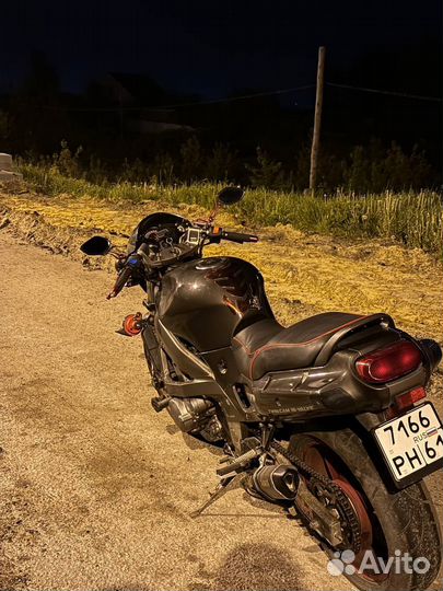 Kawasaki zzr 400