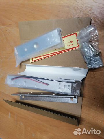 Электромагнитный замок на дверь