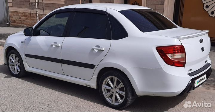 LADA Granta 1.6 AT, 2014, 184 000 км