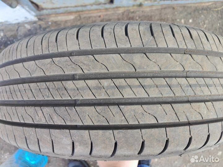 Goodyear efficientgrip performance 2 205/60 r16