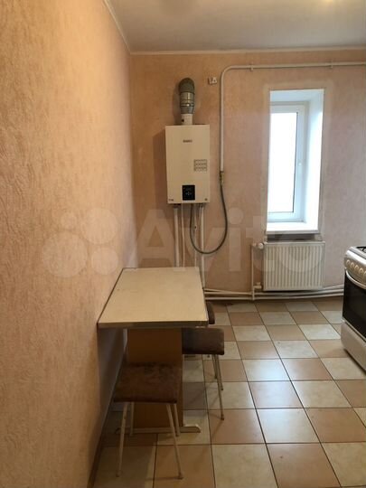 2-к. квартира, 40 м², 2/4 эт.